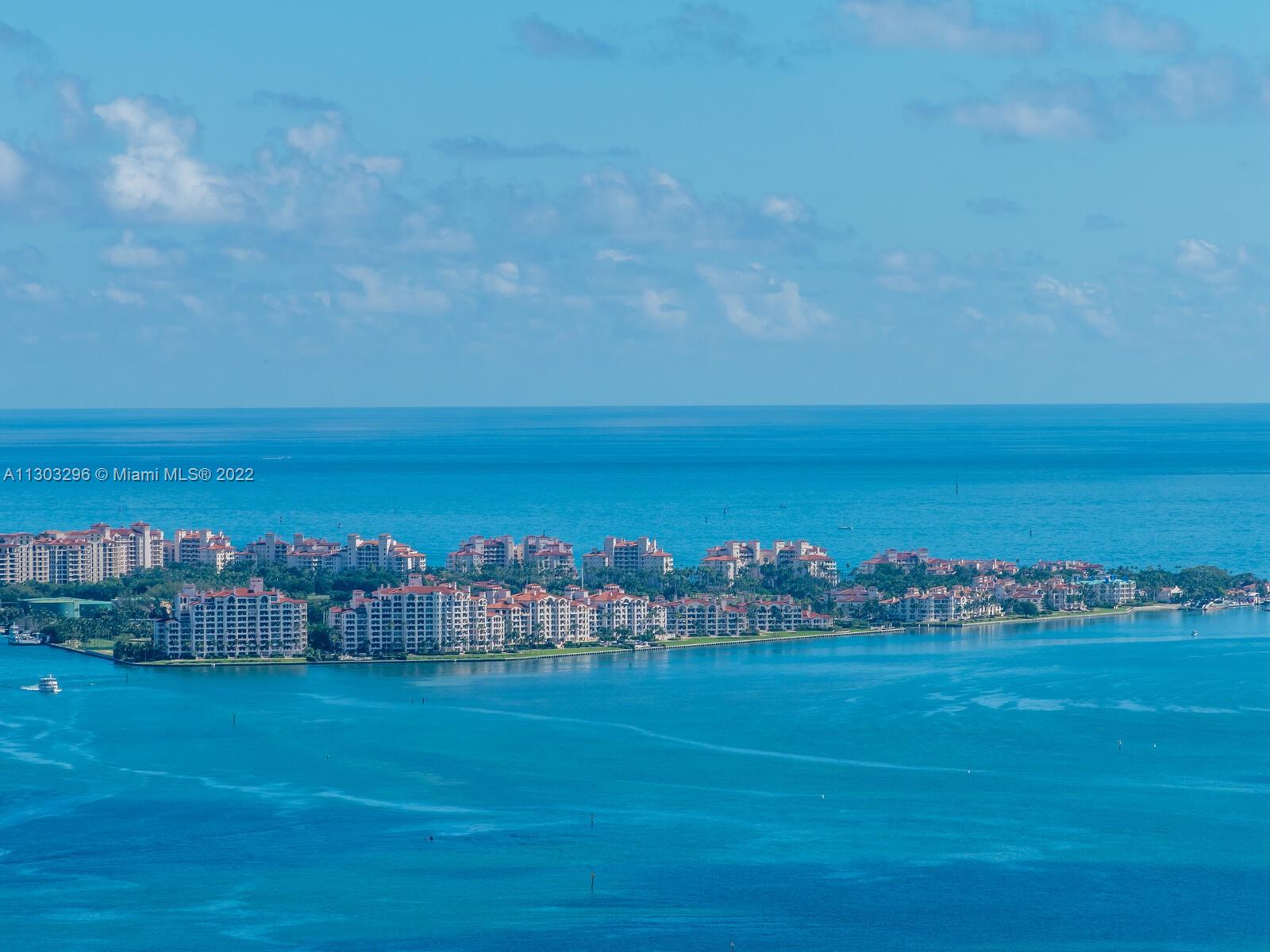 Miami, Florida 33131, United States, 2 Bedrooms Bedrooms, ,2 BathroomsBathrooms,Residential,Active,74093