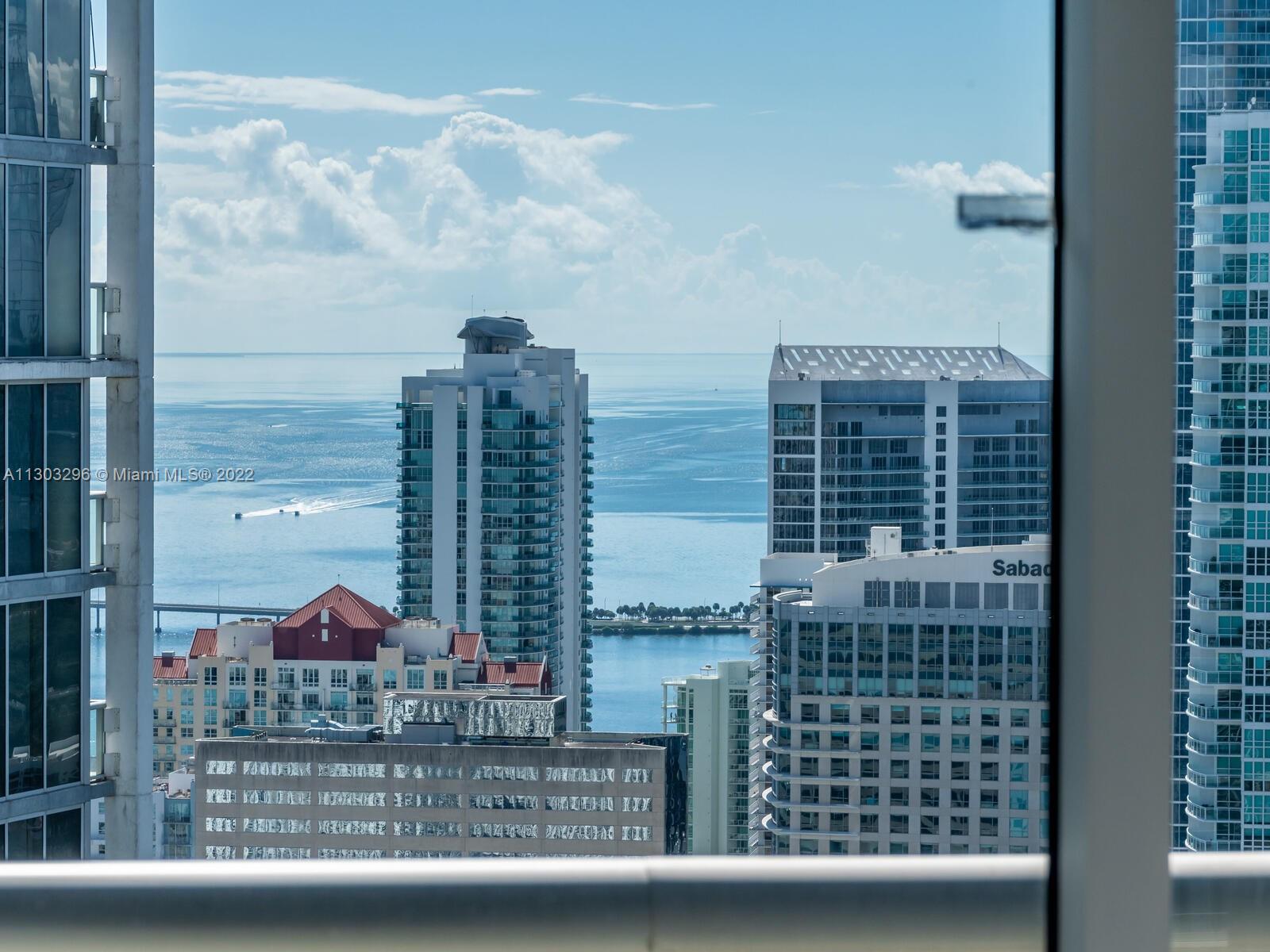 Miami, Florida 33131, United States, 2 Bedrooms Bedrooms, ,2 BathroomsBathrooms,Residential,Active,74093