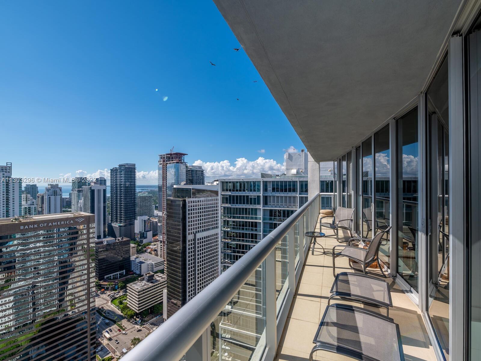 Miami, Florida 33131, United States, 2 Bedrooms Bedrooms, ,2 BathroomsBathrooms,Residential,Active,74093