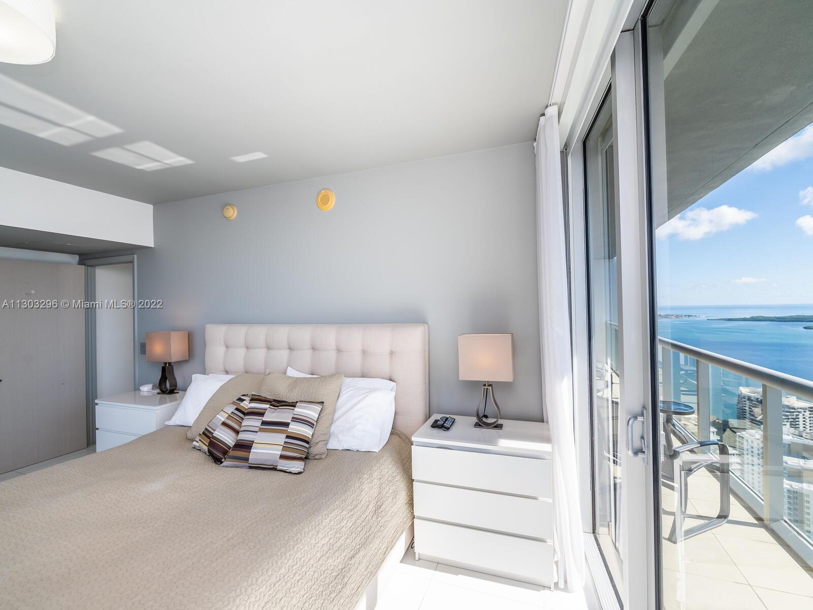 Miami, Florida 33131, United States, 2 Bedrooms Bedrooms, ,2 BathroomsBathrooms,Residential,Active,74093