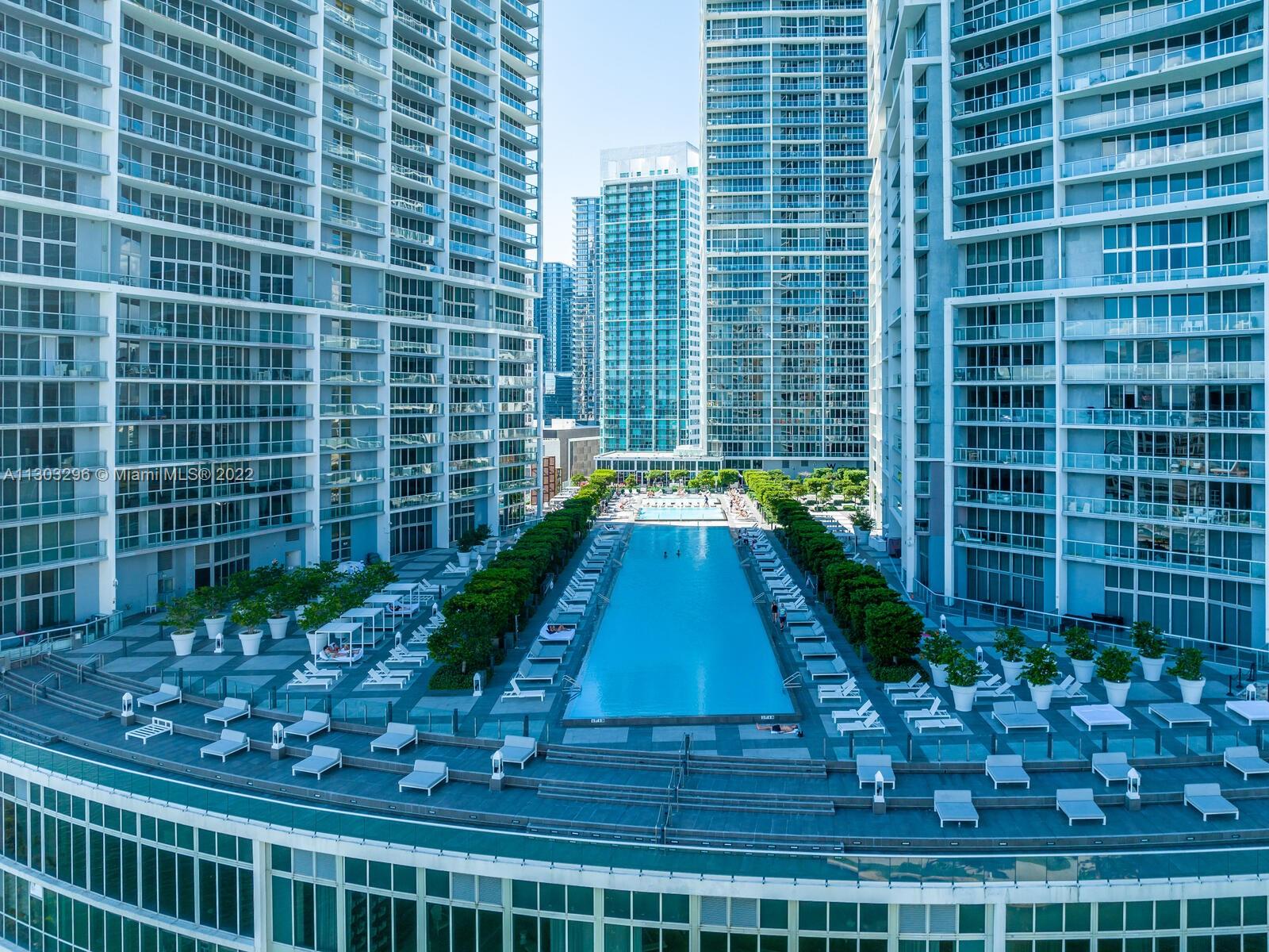 Miami, Florida 33131, United States, 2 Bedrooms Bedrooms, ,2 BathroomsBathrooms,Residential,Active,74093