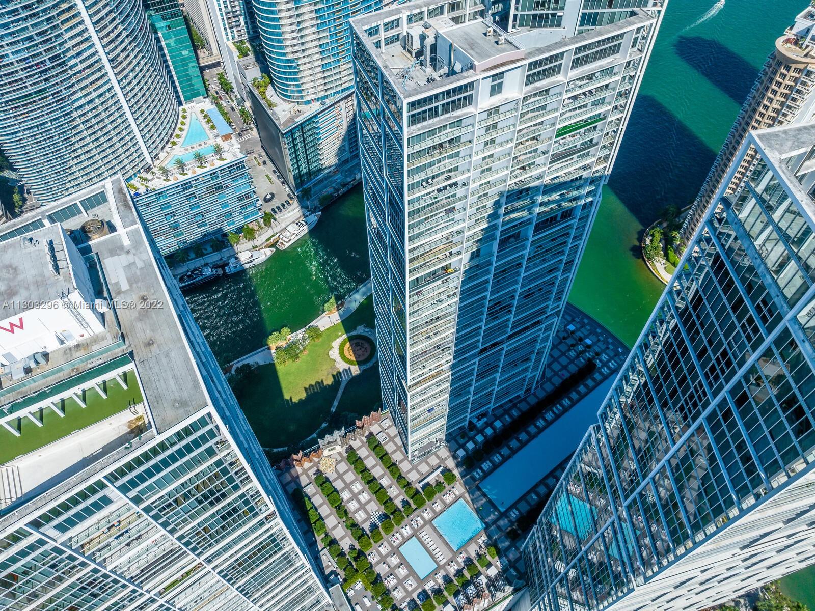 Miami, Florida 33131, United States, 2 Bedrooms Bedrooms, ,2 BathroomsBathrooms,Residential,Active,74093