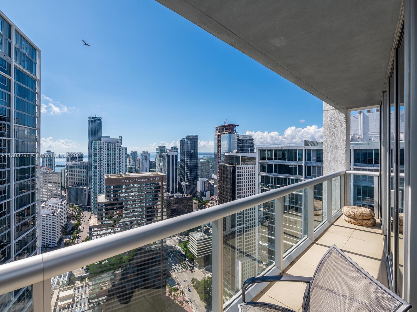 Miami, Florida 33131, United States, 2 Bedrooms Bedrooms, ,2 BathroomsBathrooms,Residential,Active,74093