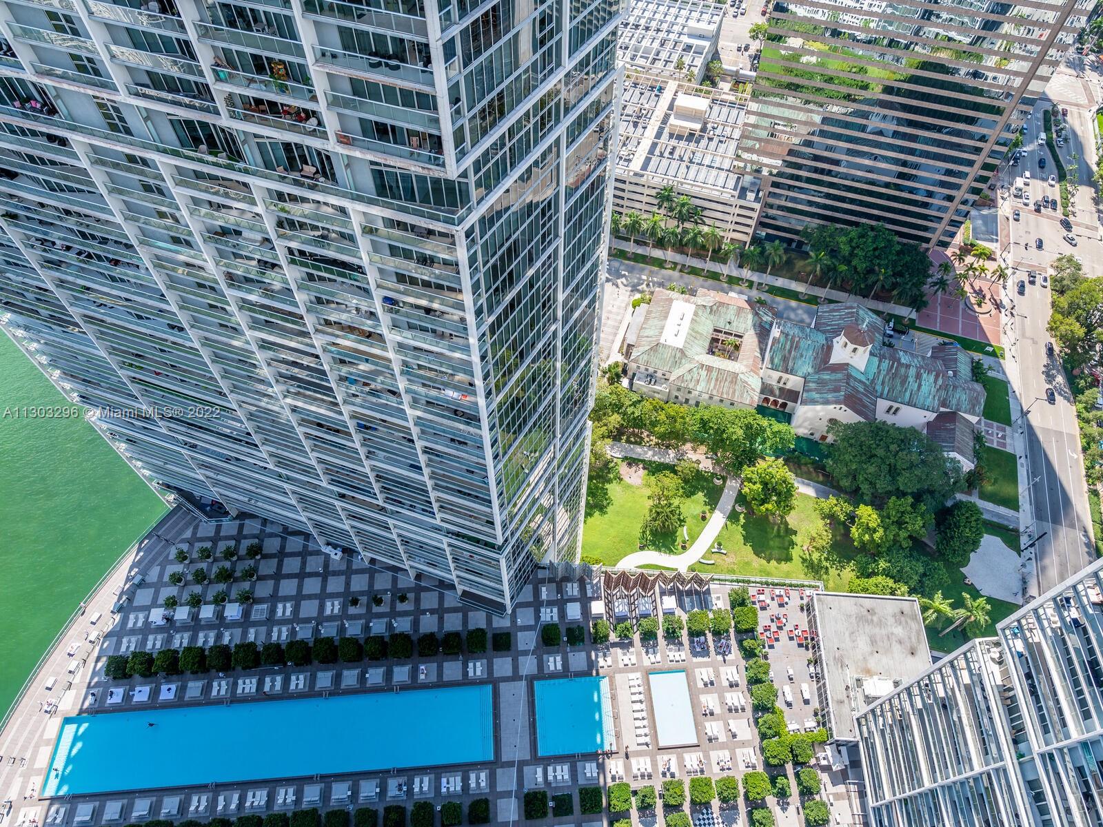 Miami, Florida 33131, United States, 2 Bedrooms Bedrooms, ,2 BathroomsBathrooms,Residential,Active,74093