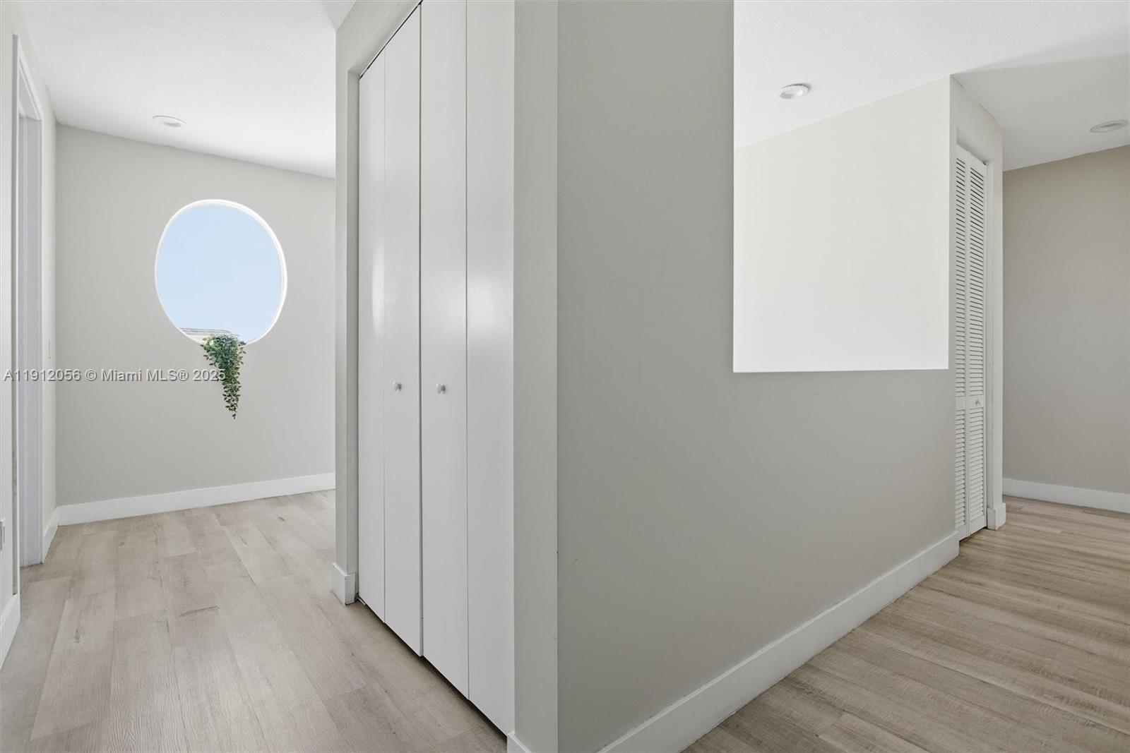 VANESSAS PLACE - Residential