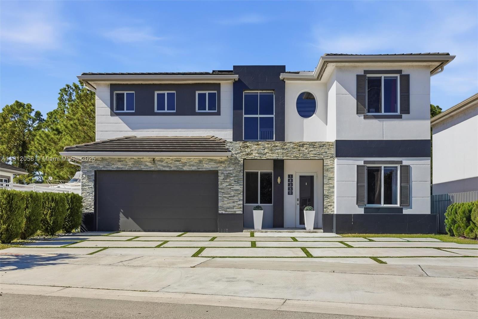 VANESSAS PLACE - Residential