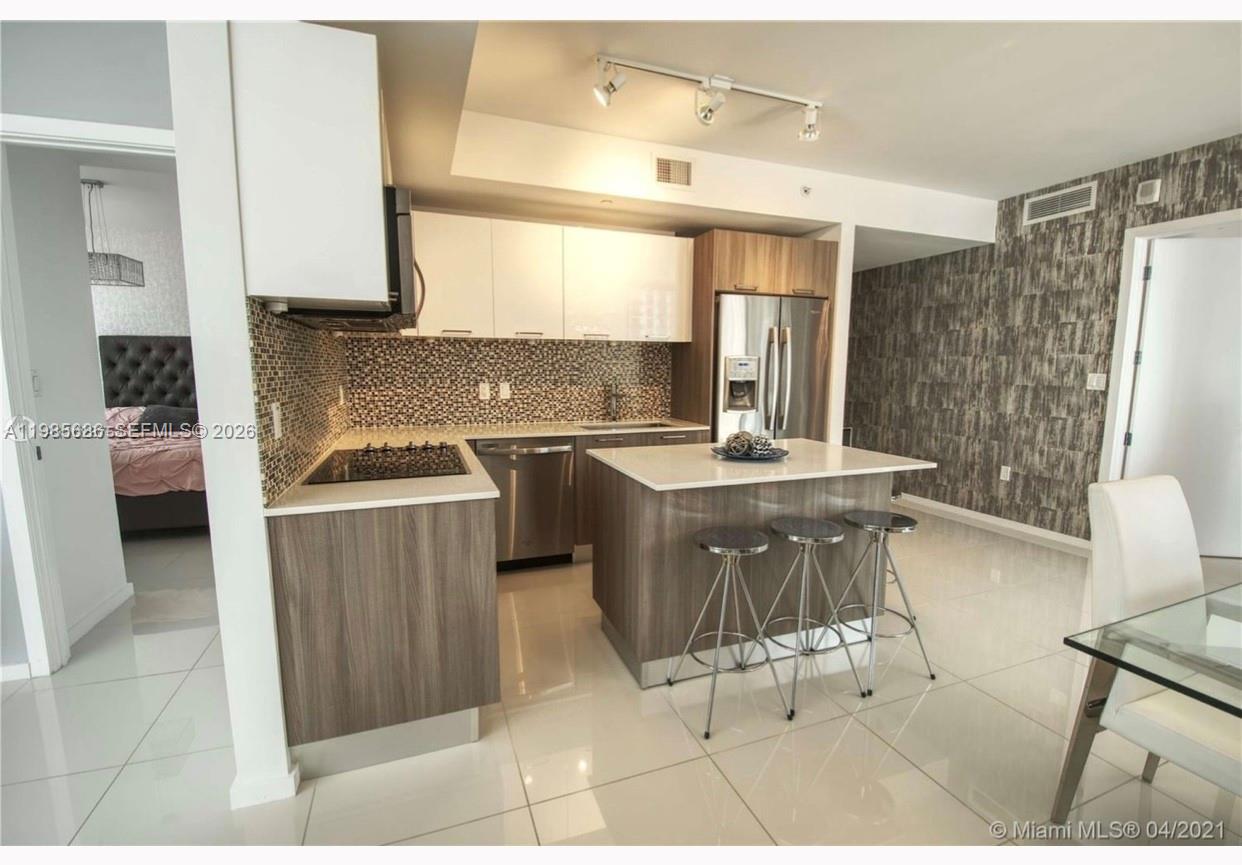 5252 PASEO CONDO - Residential