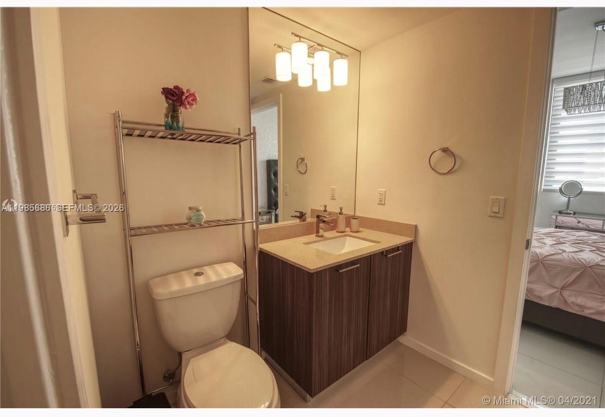 5252 PASEO CONDO - Residential