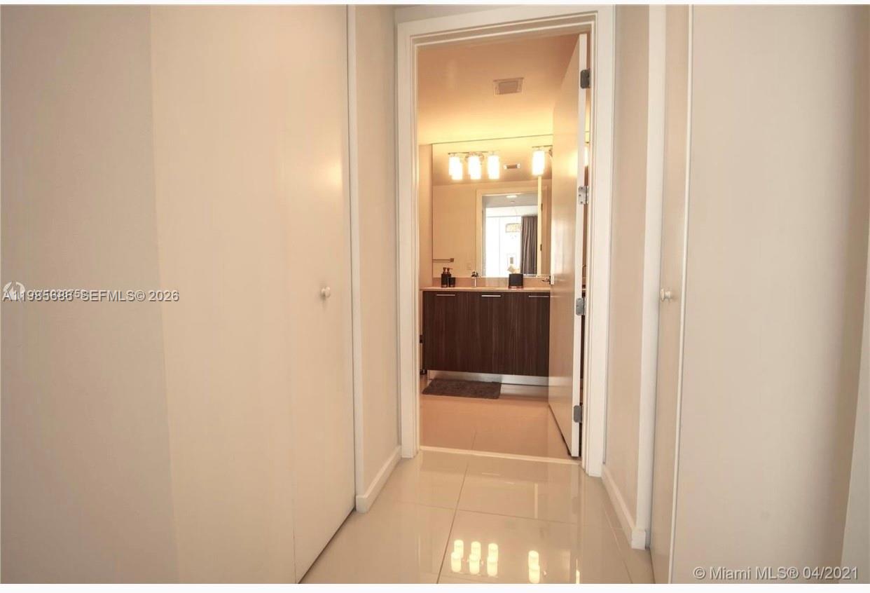 5252 PASEO CONDO - Residential