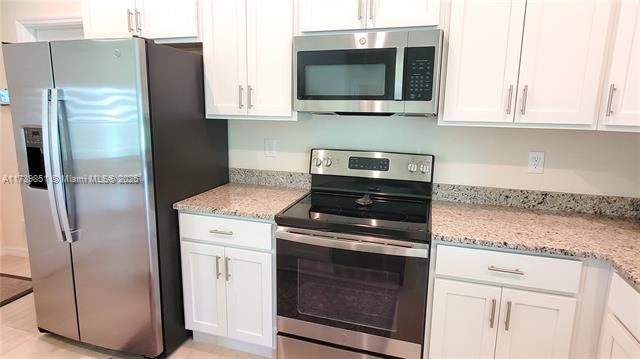 Port La Belle - Residential