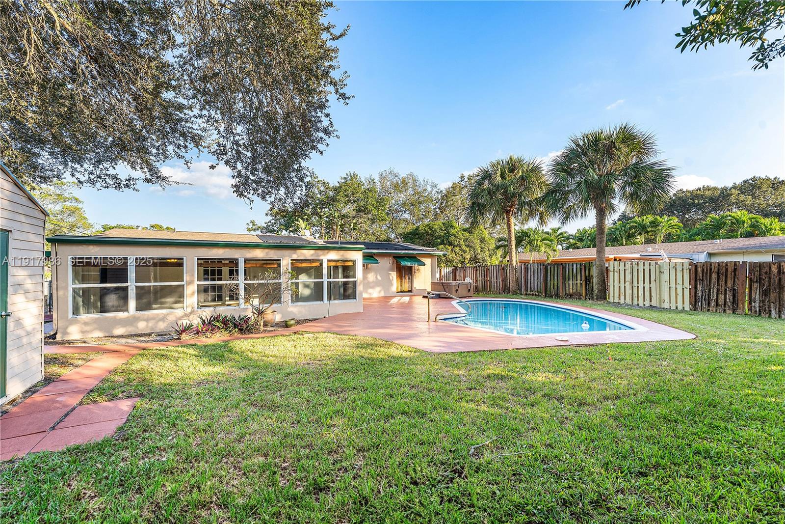 BREEZESWEPT PARK ESTATES - Residential