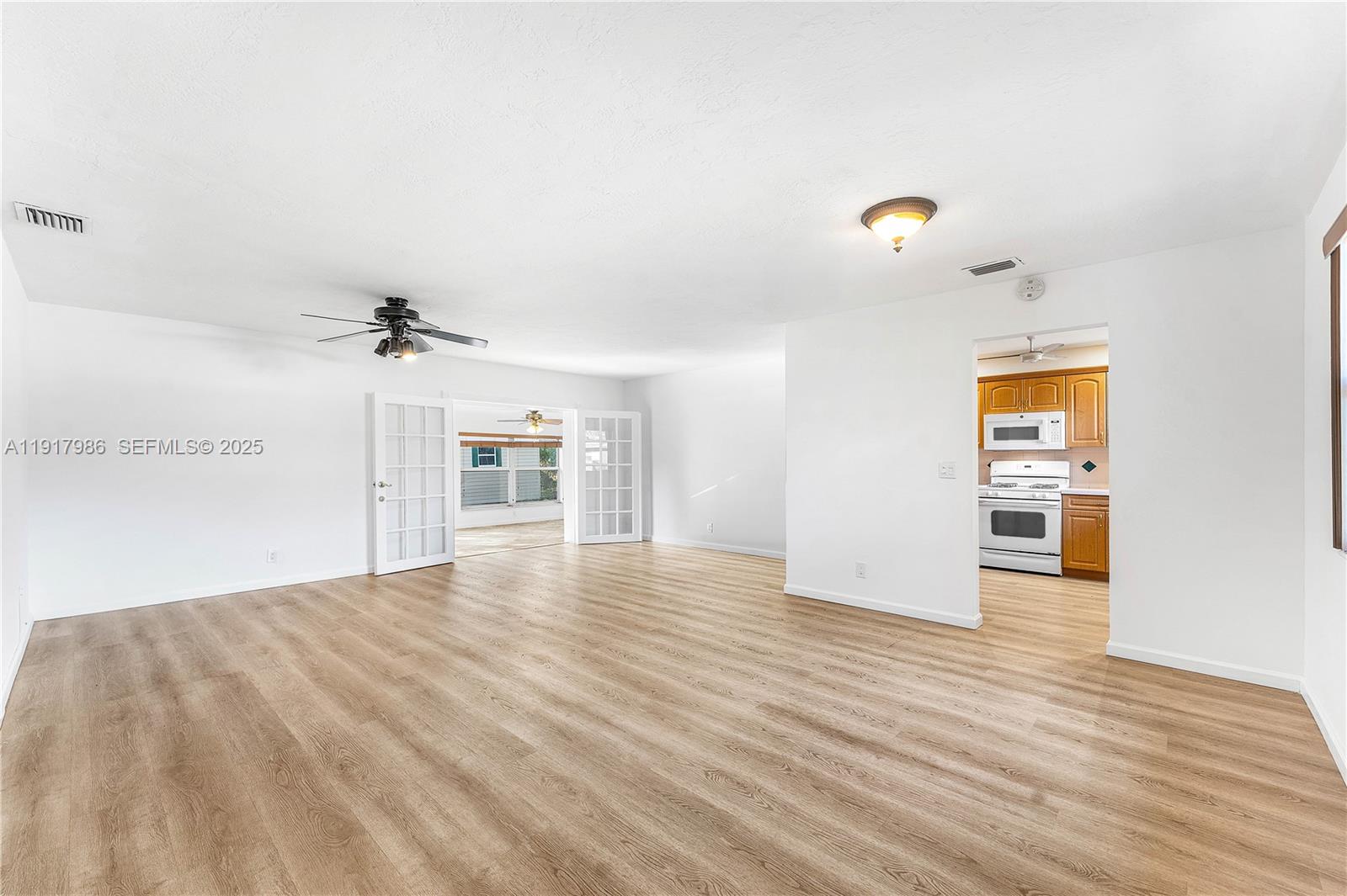 BREEZESWEPT PARK ESTATES - Residential