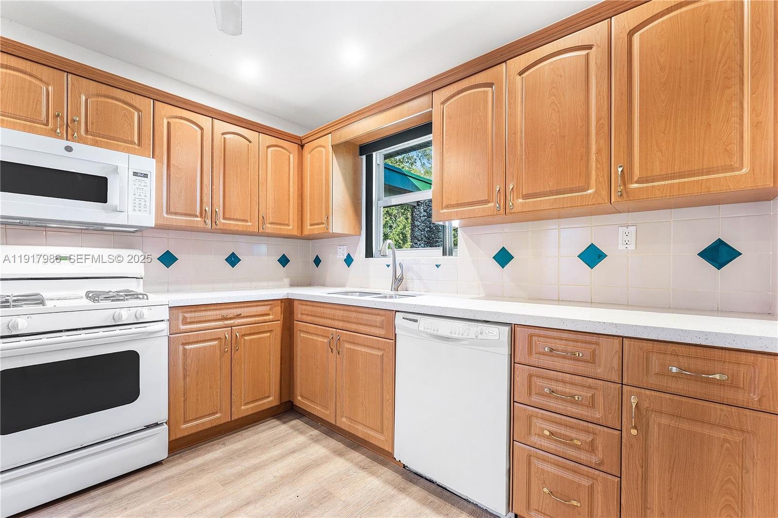 BREEZESWEPT PARK ESTATES - Residential