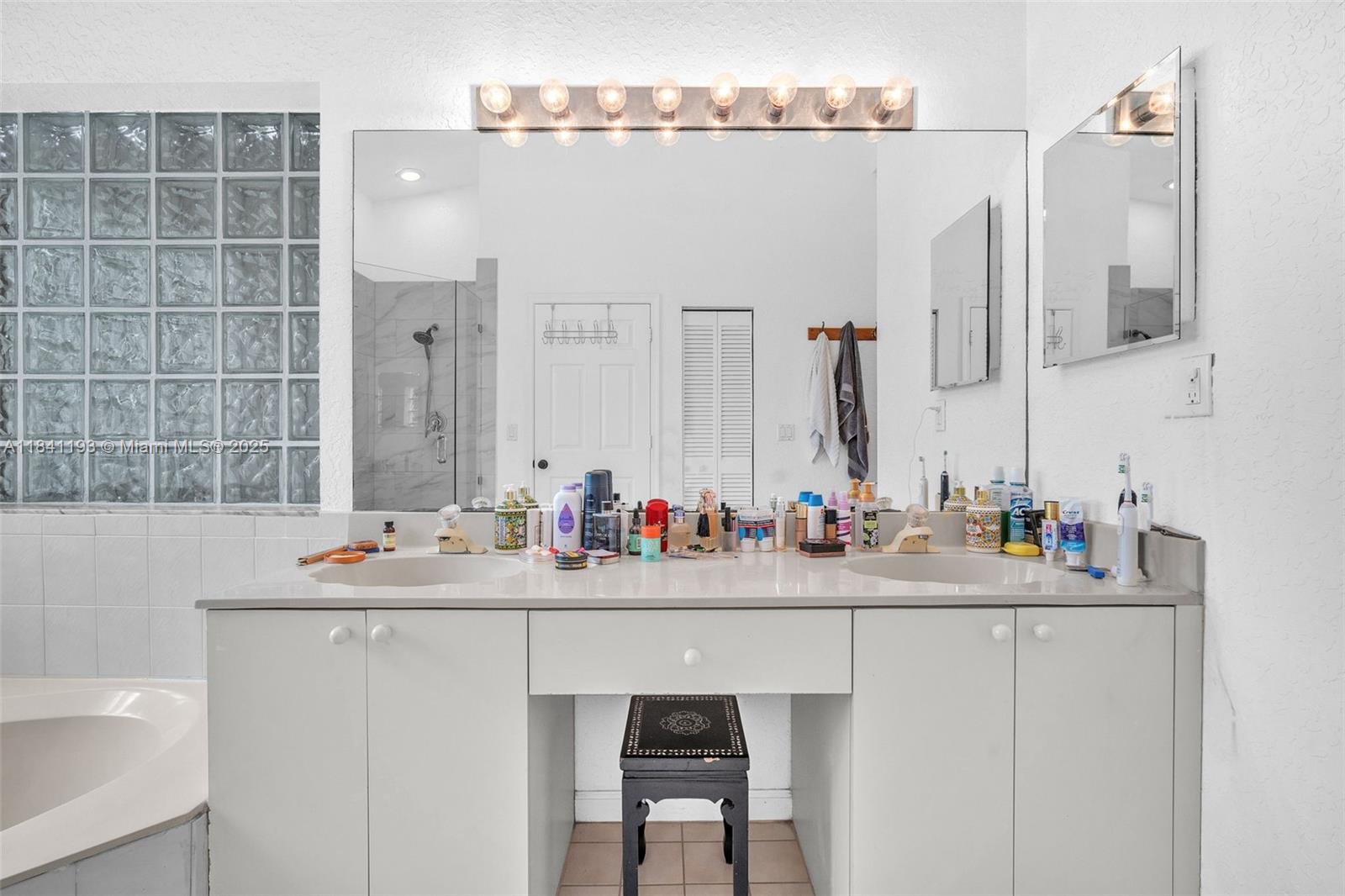 STIRLING ROAD THREE - Residential Lease