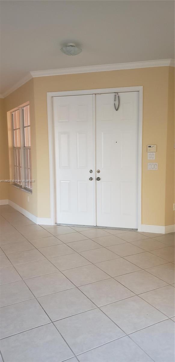 SILVER FALLS - Residential Lease