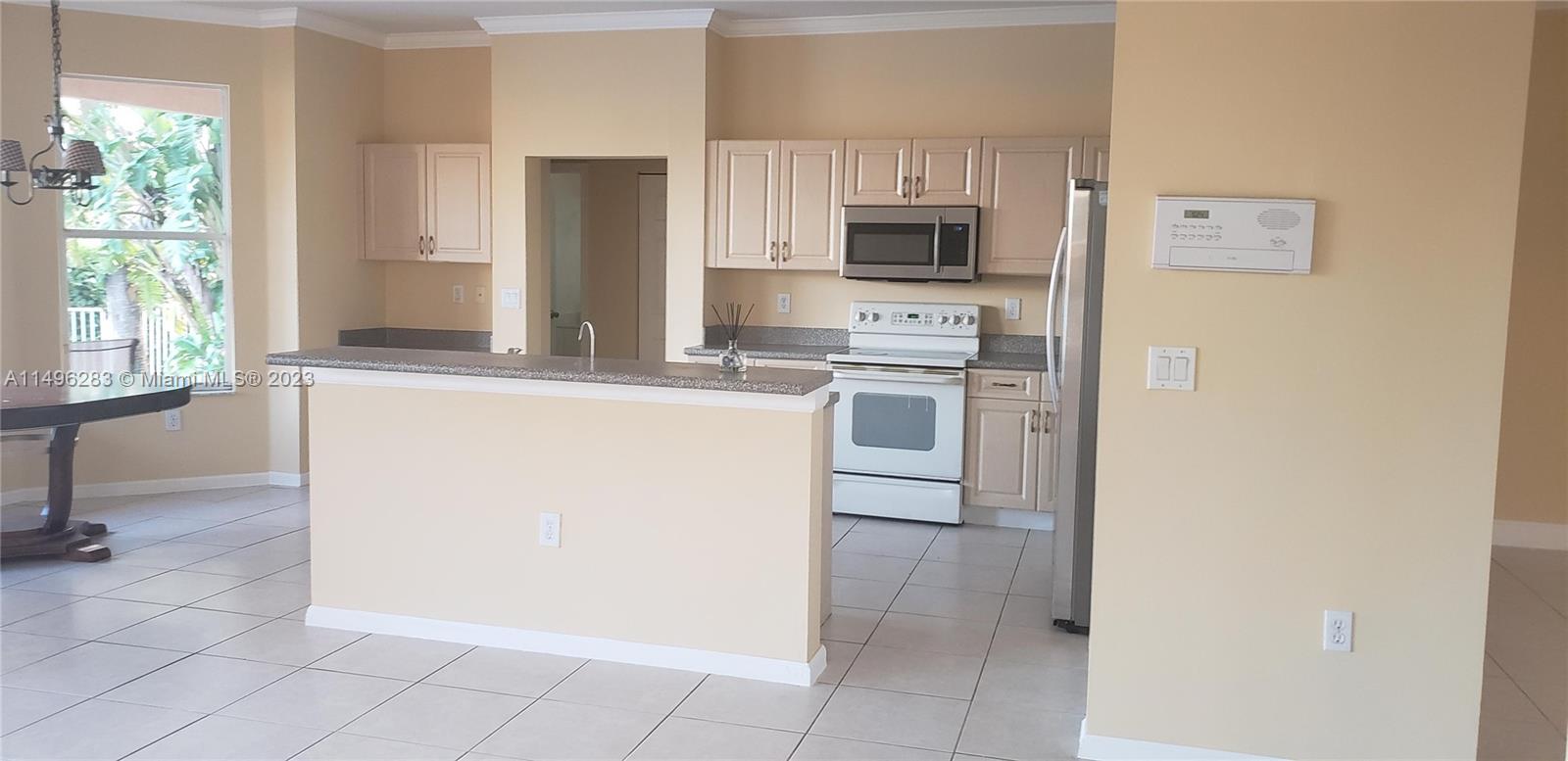 SILVER FALLS - Residential Lease