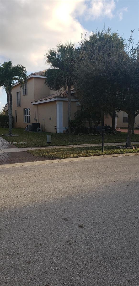 SILVER FALLS - Residential Lease