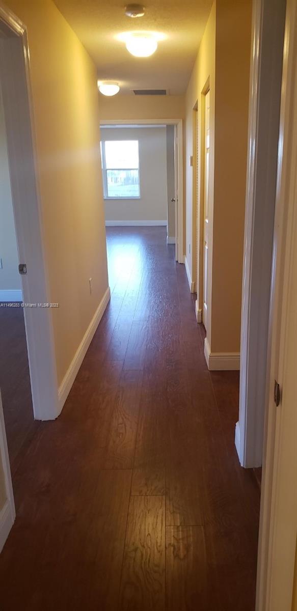 SILVER FALLS - Residential Lease