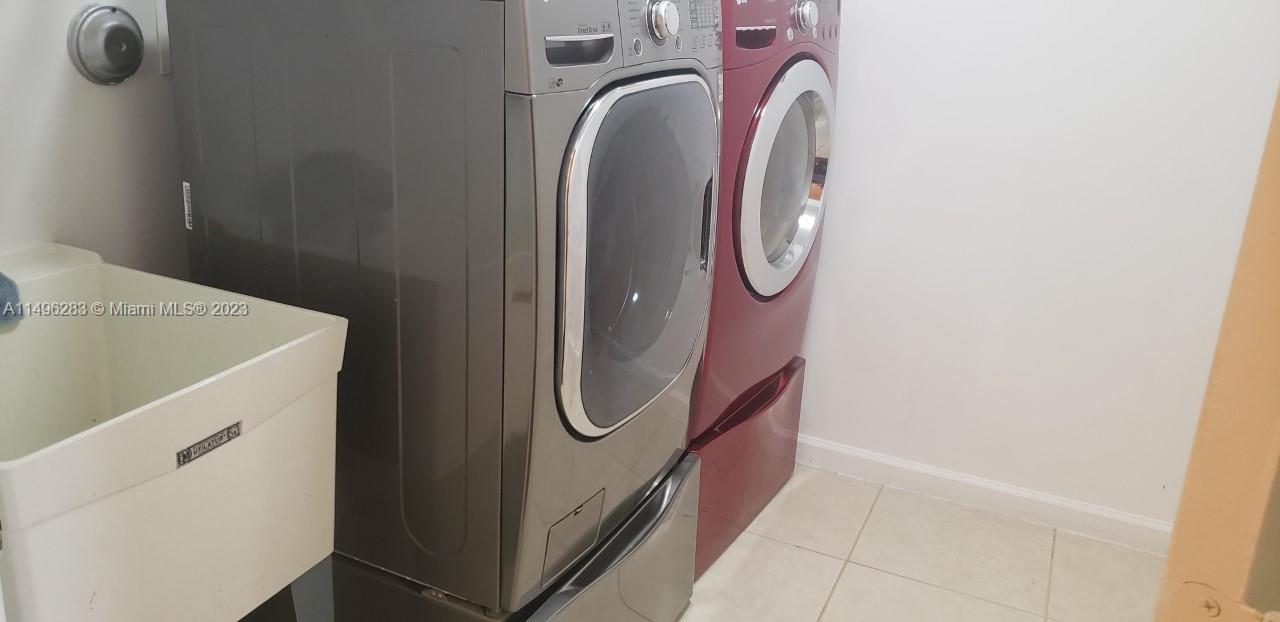 SILVER FALLS - Residential Lease