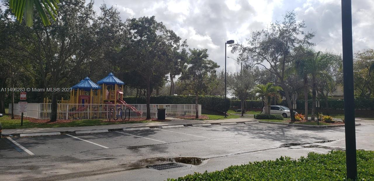 SILVER FALLS - Residential Lease