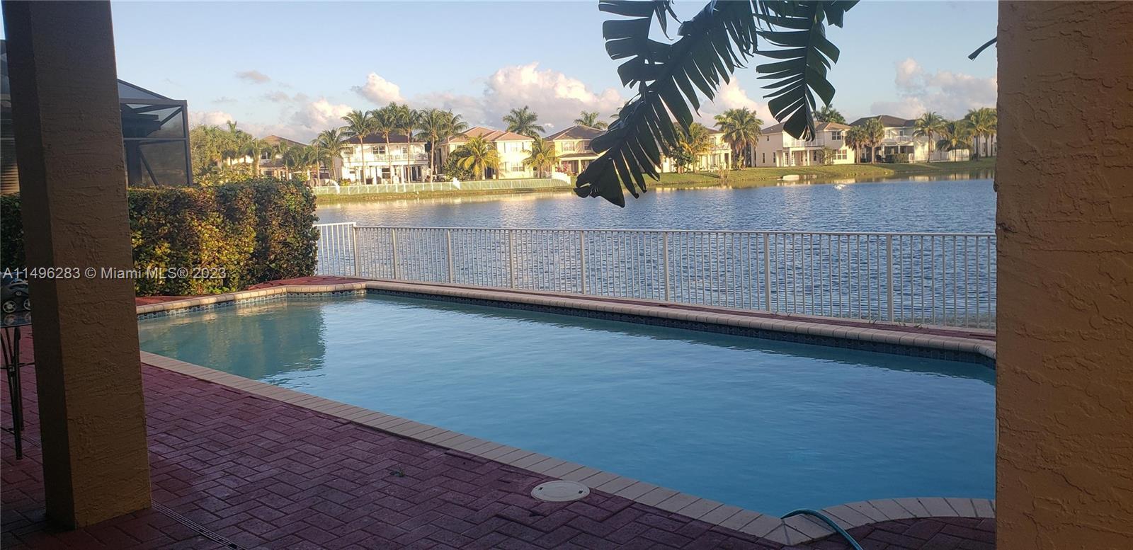 SILVER FALLS - Residential Lease