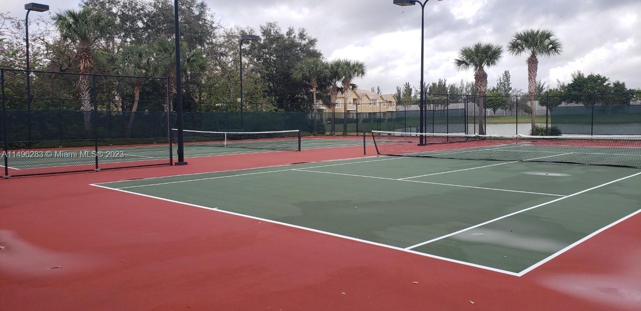 SILVER FALLS - Residential Lease