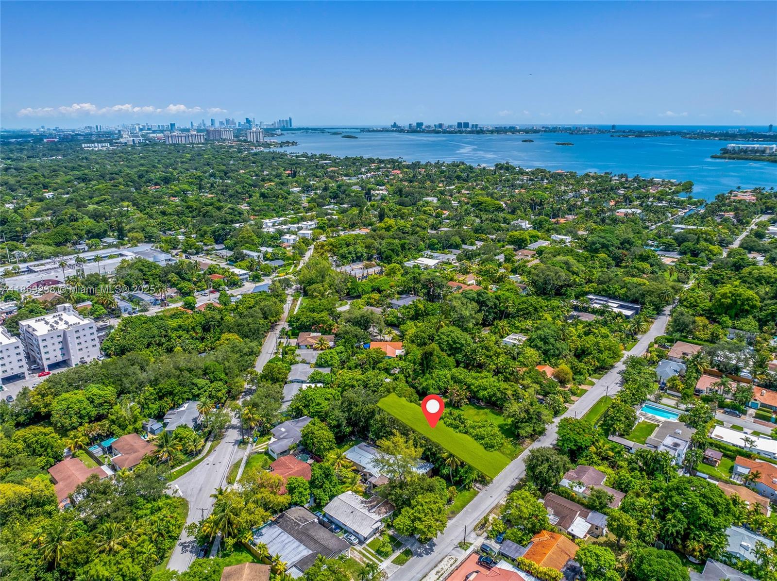 BISCAYNE HEIGHTS - Land