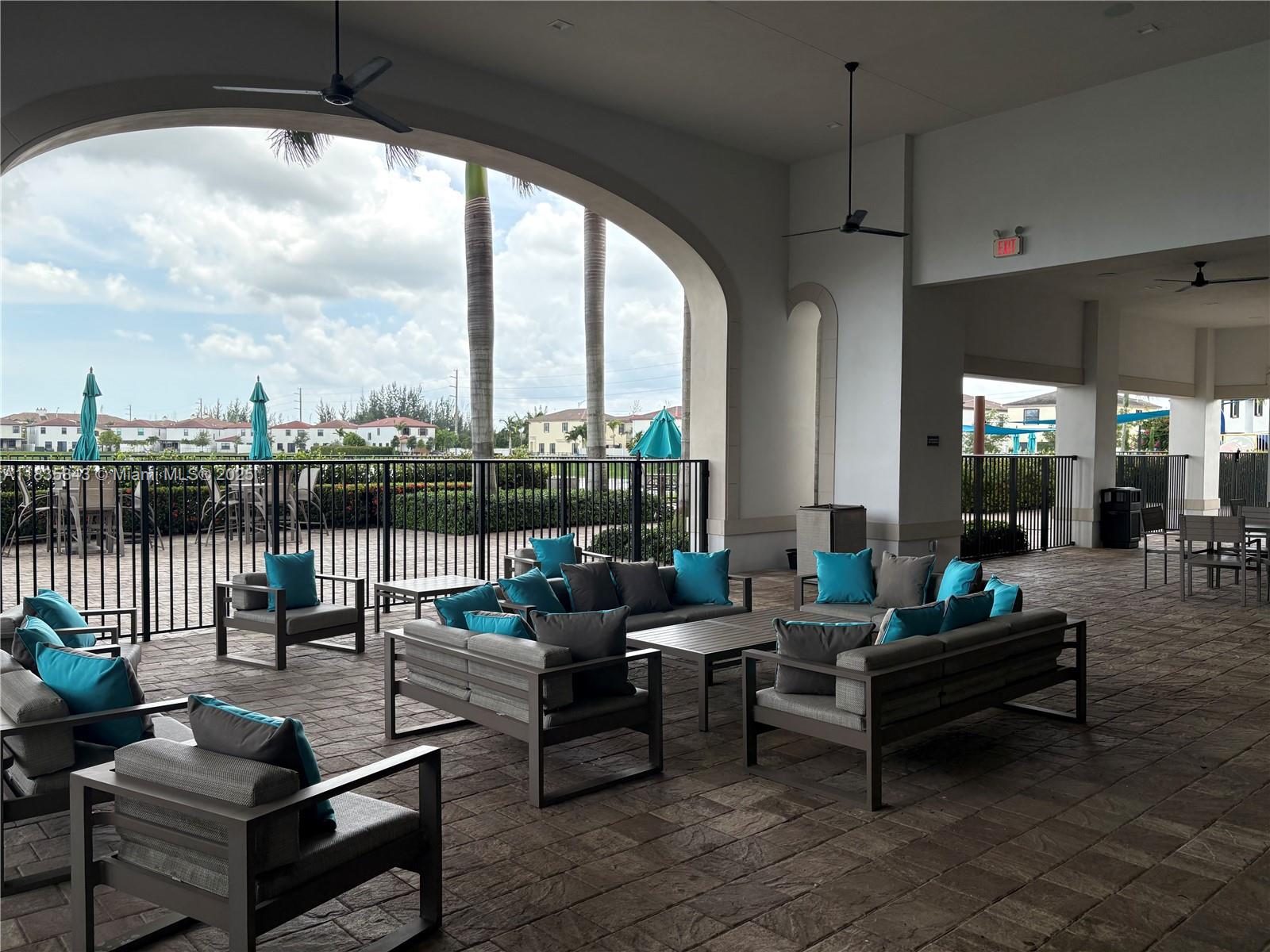 AQUABELLA NORTH - Residential