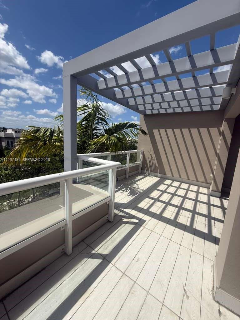 LANDMARK AT DORAL - Residential