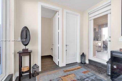 LANDMARK AT DORAL - Residential