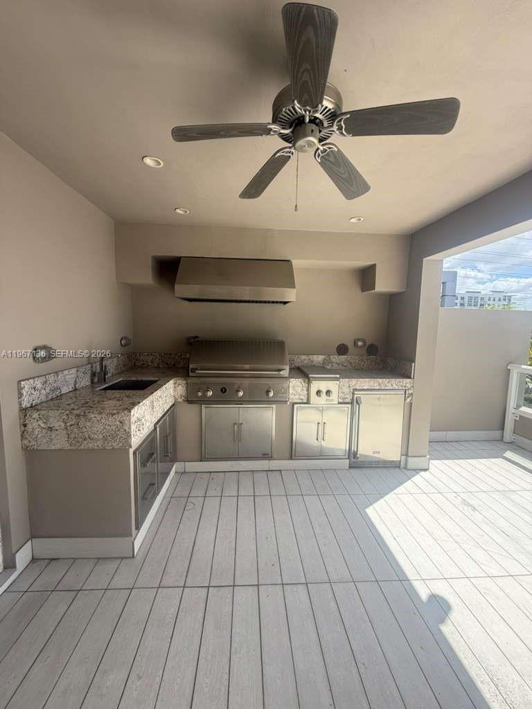 LANDMARK AT DORAL - Residential