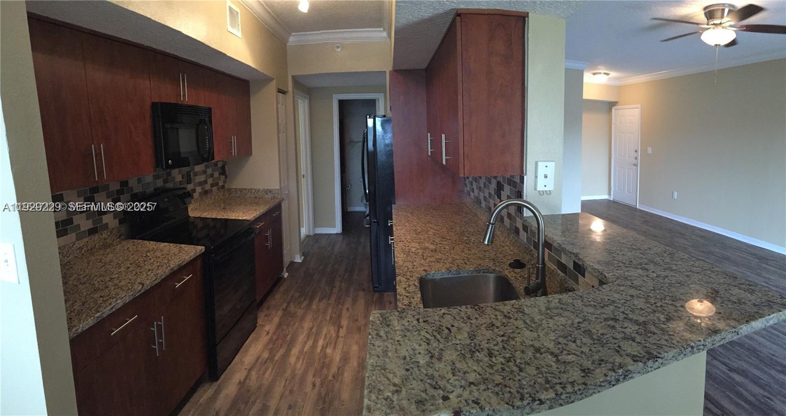 MARQUESA CONDO - Residential Lease