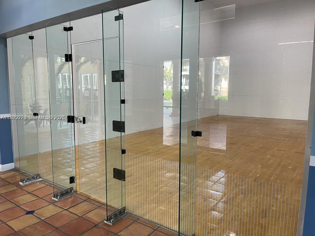 MARQUESA CONDO - Residential Lease