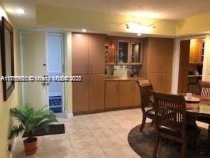 Rental Property at 5005 Collins Ave 1422, Miami Beach, Miami-Dade County, Florida - Bedrooms: 1 
Bathrooms: 2  - $2,800 MO.