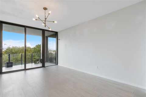 2831 S Bayshore Dr 707 Miami FL 33133