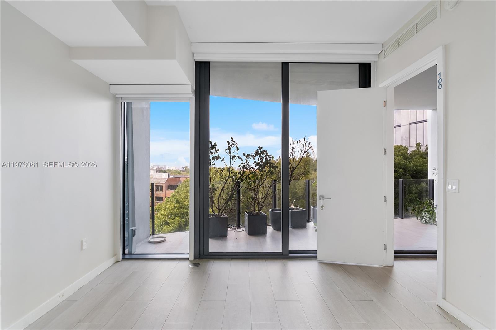 CLUB RESIDENCES AT PARK G - Residential