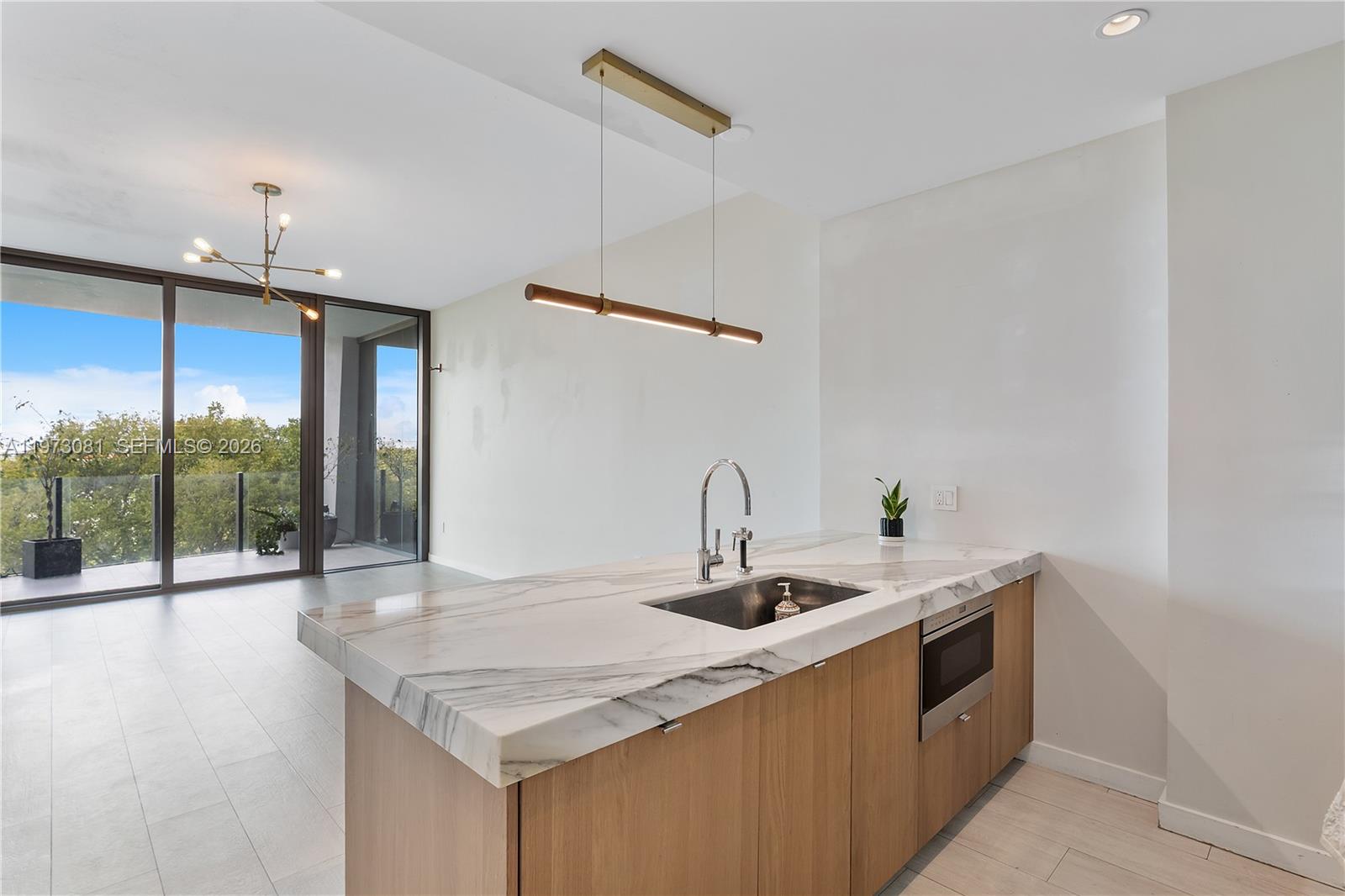 CLUB RESIDENCES AT PARK G - Residential