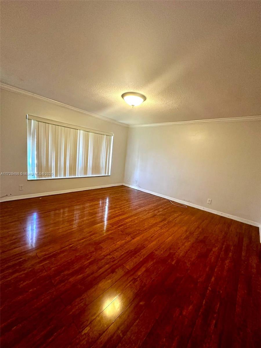 CRYSTAL GREENS CONDO - Residential