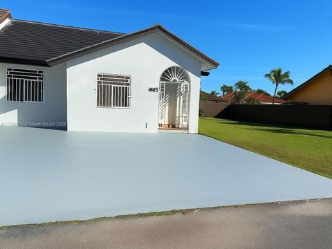 4903 SW 144th Ct - Miami FL 33175