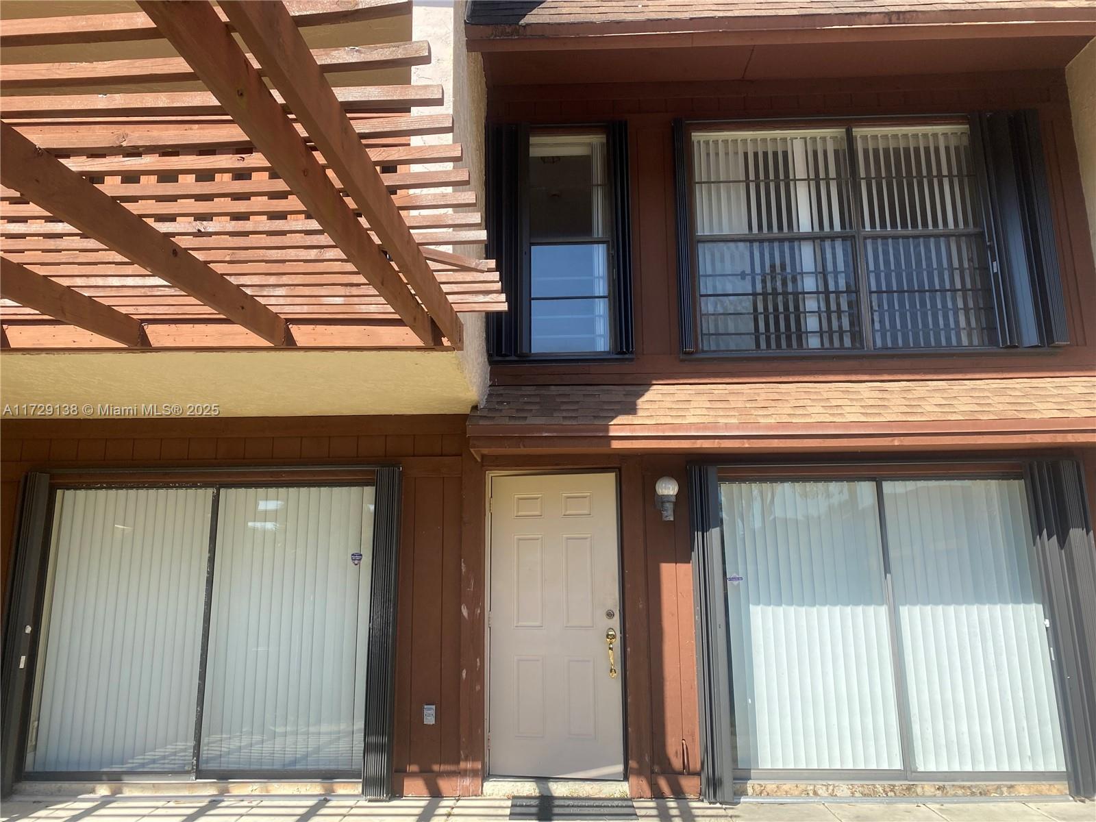 Property for Sale at 11500 Sw 64th St F, Miami, Broward County, Florida - Bedrooms: 2 
Bathrooms: 3  - $399,000