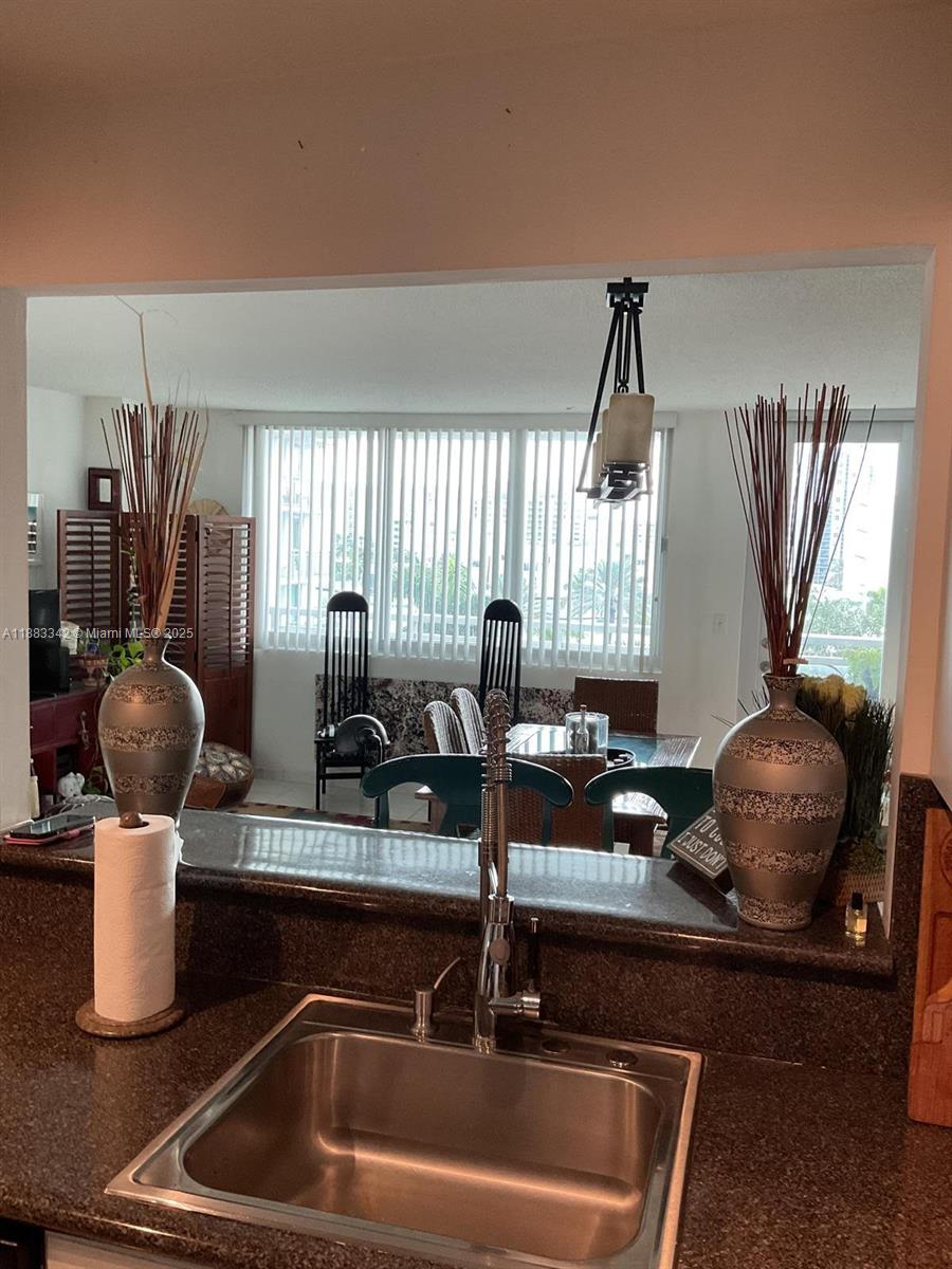 BURLEIGH HOUSE CONDO - Residential