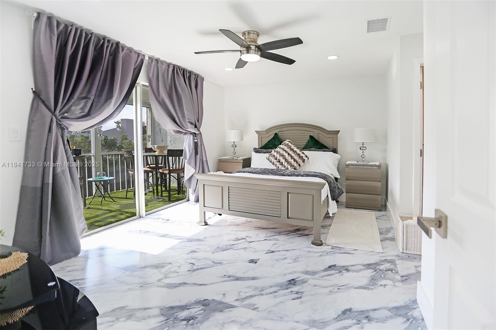 6570 Royal Palm Blvd 301J