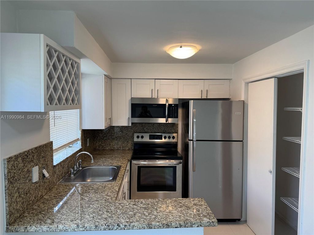 Photo of 5211 SW 91st Ave #2, Cooper City, FL 33328 (MLS # A11990984)