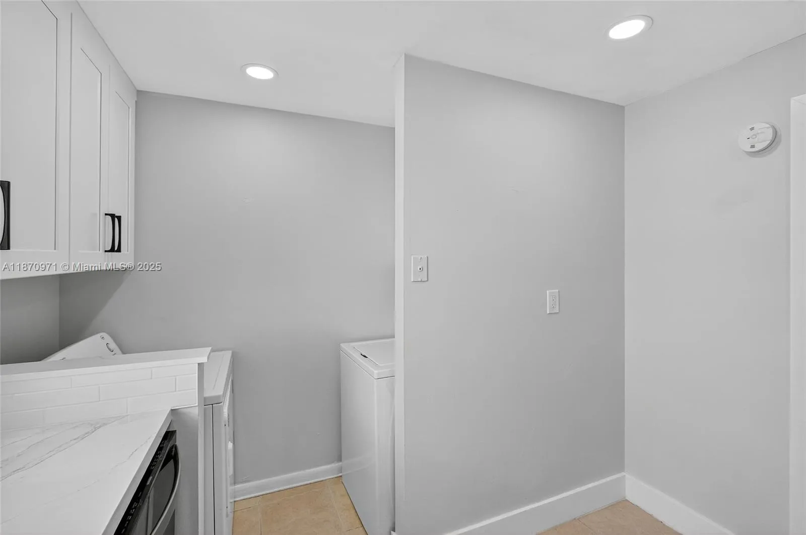 Cutler Bay, Florida 33189, United States, 2 Bedrooms Bedrooms, ,2 BathroomsBathrooms,Residential,Active,201822