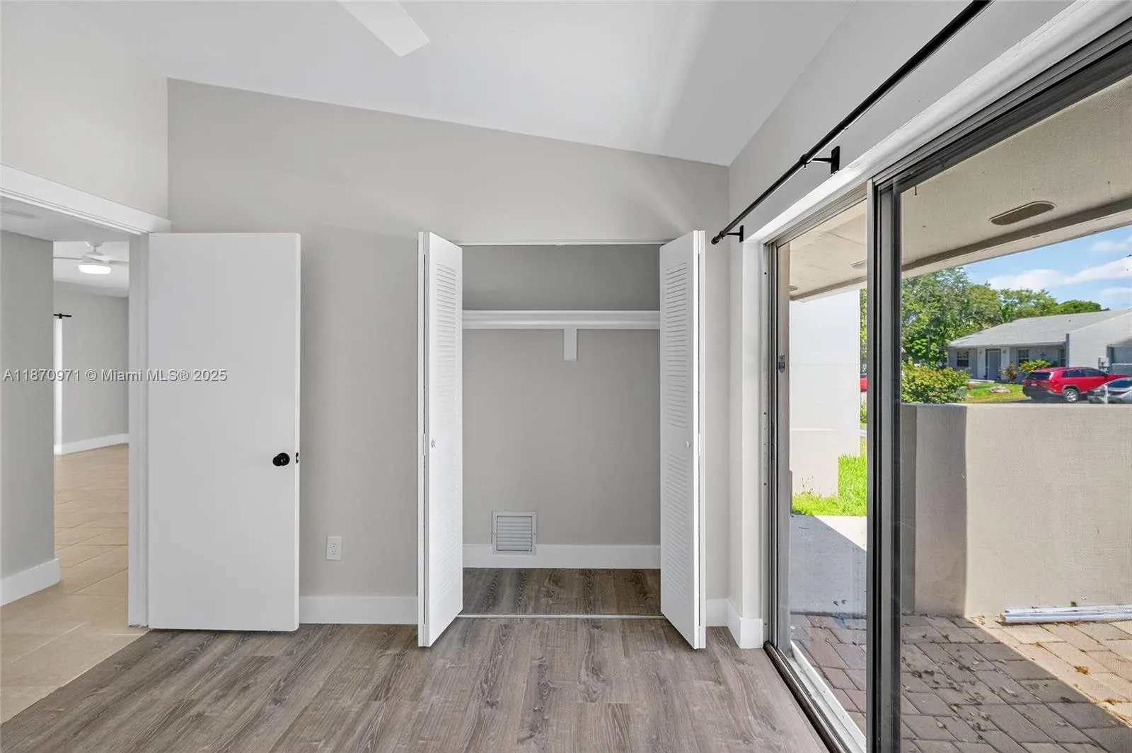 Cutler Bay, Florida 33189, United States, 2 Bedrooms Bedrooms, ,2 BathroomsBathrooms,Residential,Active,201822