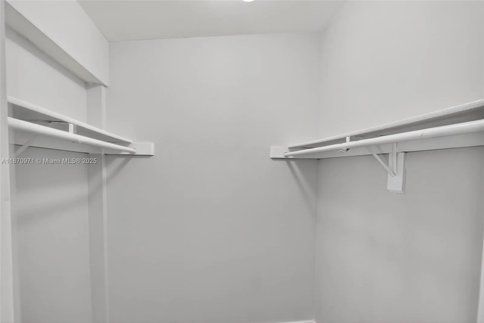 Cutler Bay, Florida 33189, United States, 2 Bedrooms Bedrooms, ,2 BathroomsBathrooms,Residential,Active,201822