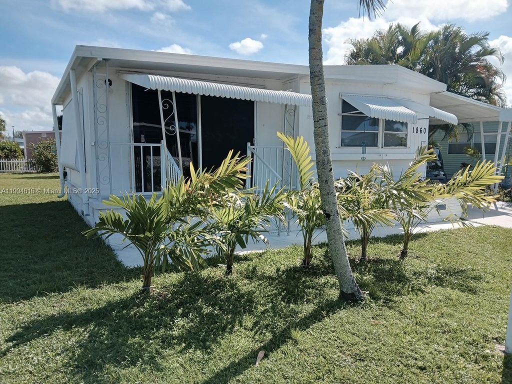 Photo of 1860 SW 83rd Ter, Davie, FL 33324 (MLS # A11904616)