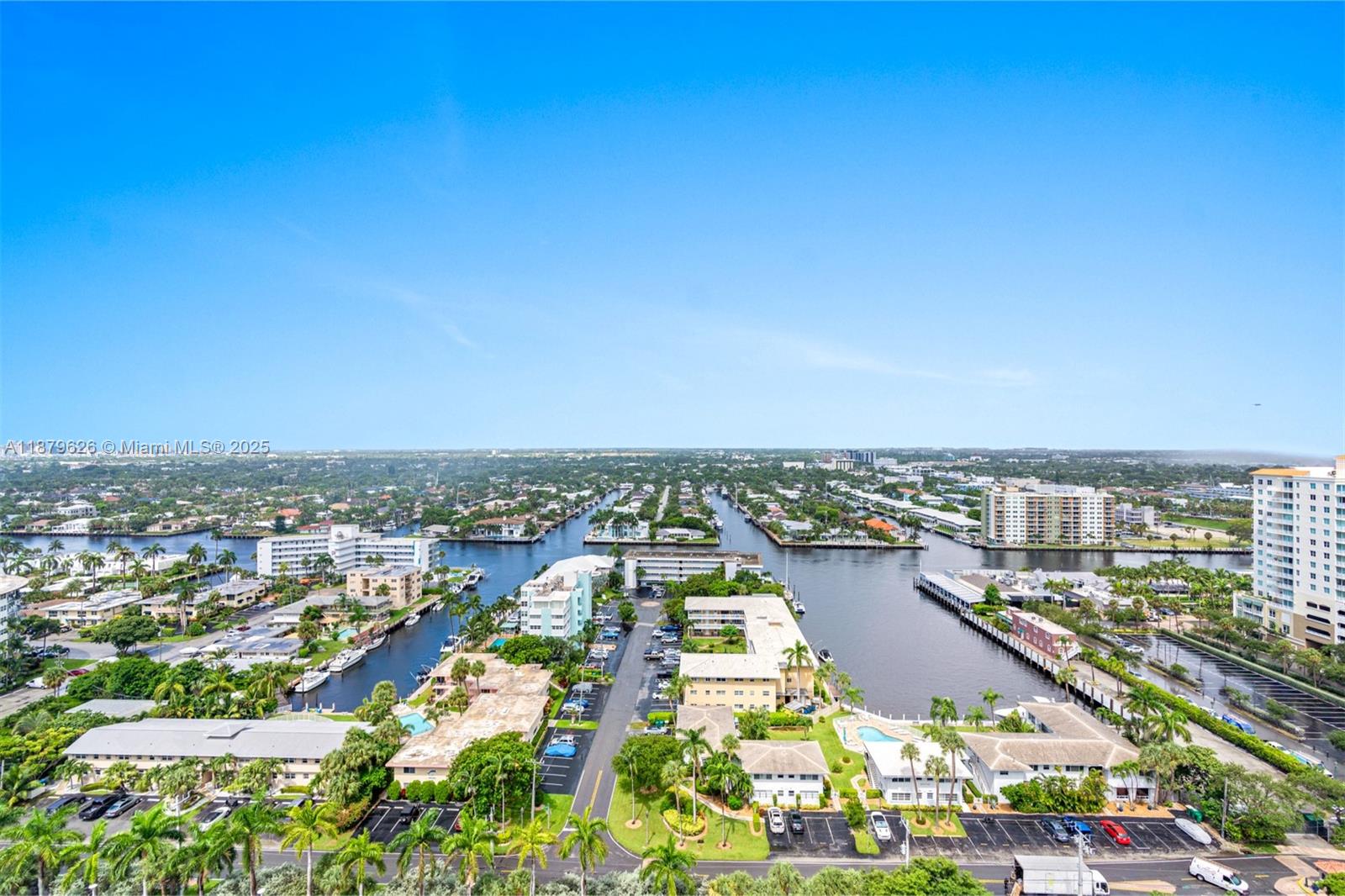 VANTAGE VIEW CONDO - Residential