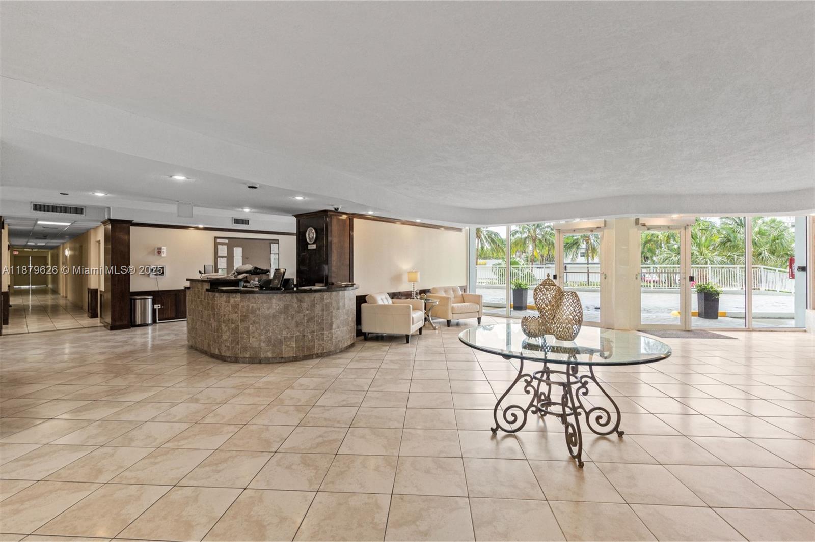 VANTAGE VIEW CONDO - Residential