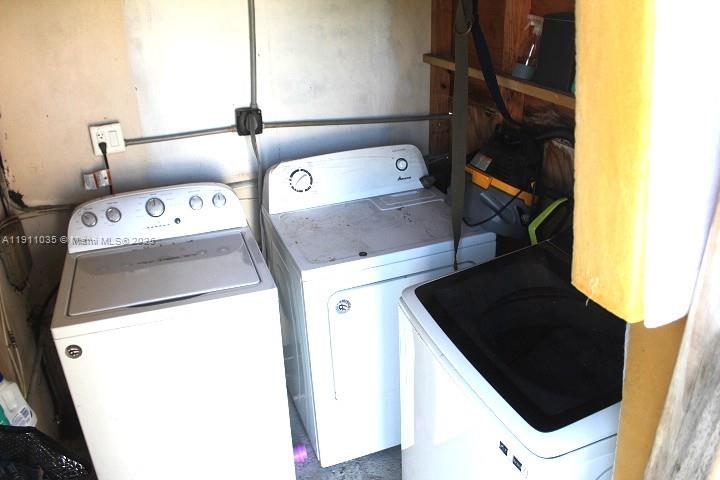 LAKE LUCERNE SEC 3 - Residential